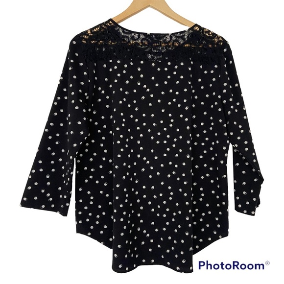 VAN HEUSEN BLACK AND WHITE POLKA DOT BLOUSE WITH PEEKABOO VNECK AND LACE YOKE, L - Picture 2 of 11